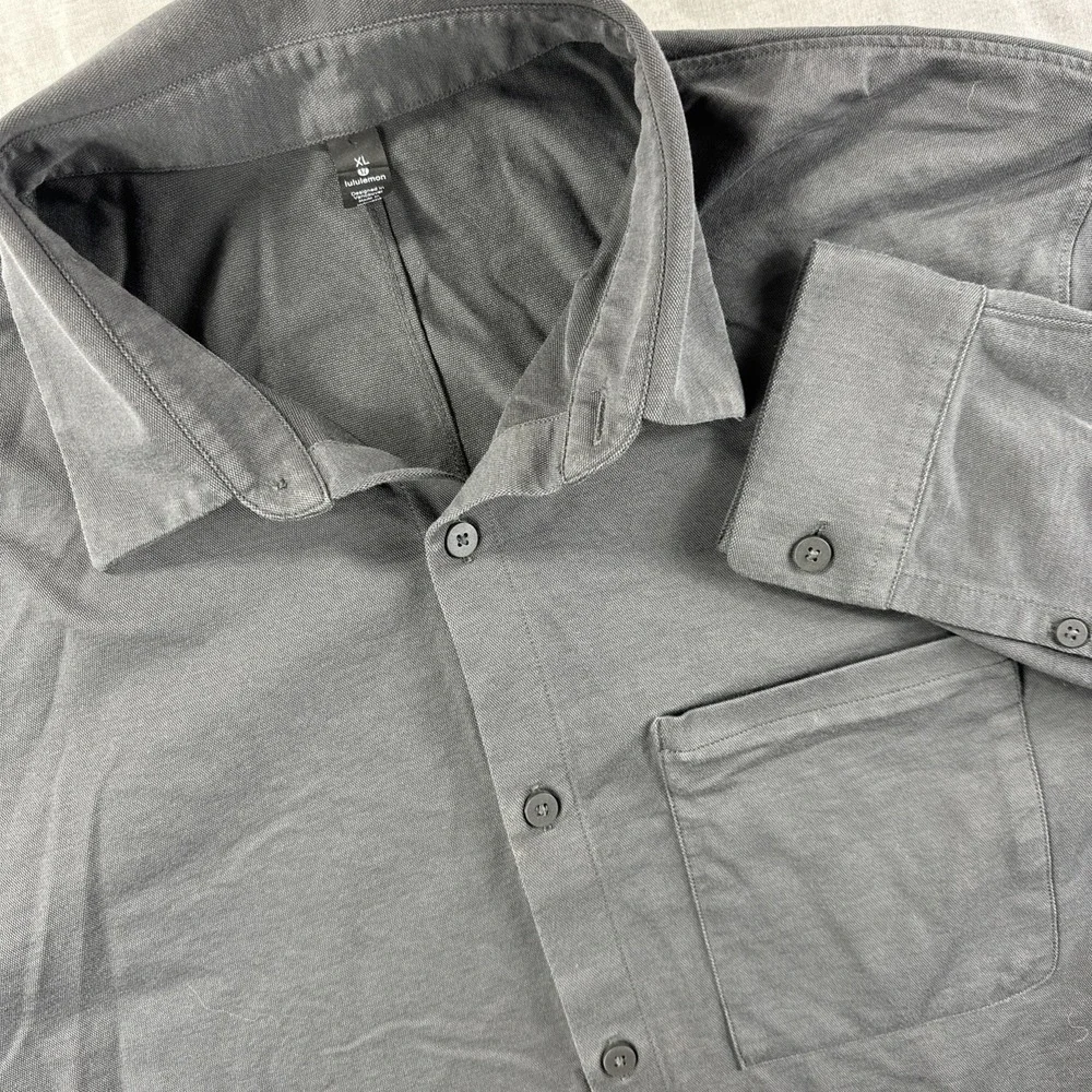Lululemon Button Up Shirt Mens XL Long Sleeve‎ Performance Stretch Oxford Gray